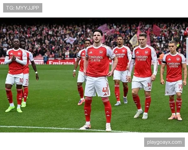 西汉姆联主场迎战阿森纳,状态正佳引爆豪门对决 西汉姆联主场迎战阿森纳,状态正佳引爆豪门对决